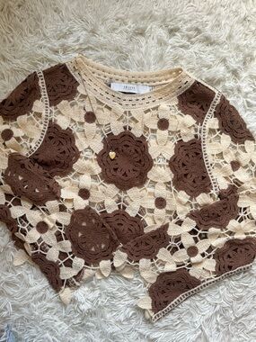 Cropped Crochet Floral Top - Brown & Cream